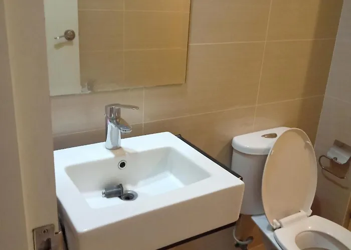 One Uptown Opposite Of Grandhyatt Taguig Apartamento