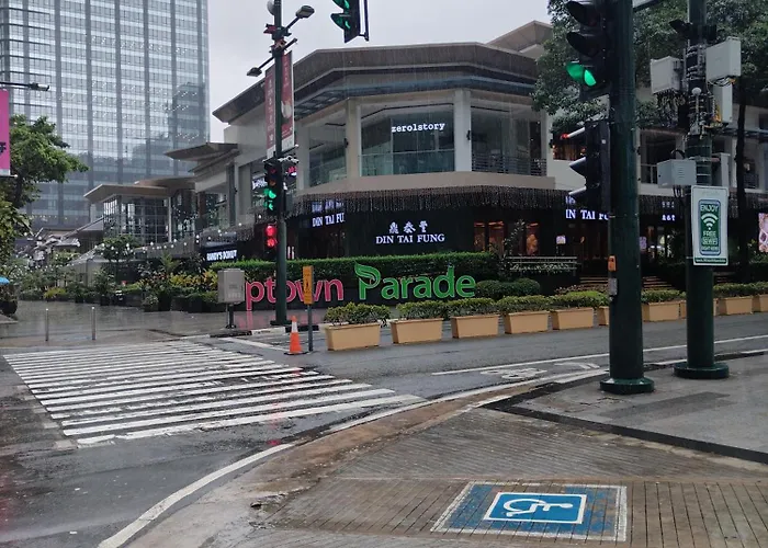One Uptown Opposite Of Grandhyatt Taguig Apartamento